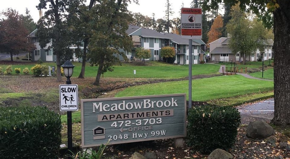 MeadowBrook Apartments