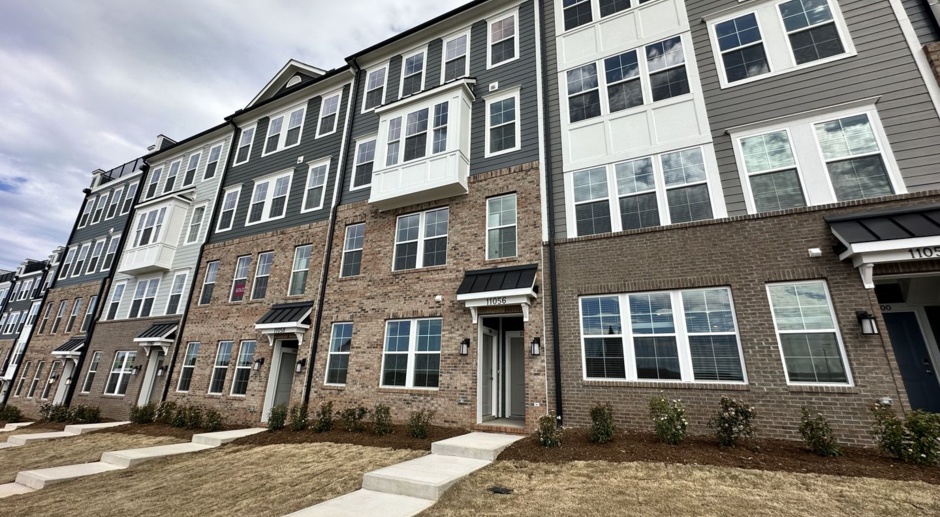 New and Amazing Townhome-style Condo!